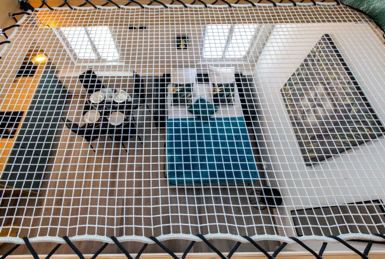 Duplex : Plage 300M, Clim, Netflix Cannes Exteriér fotografie